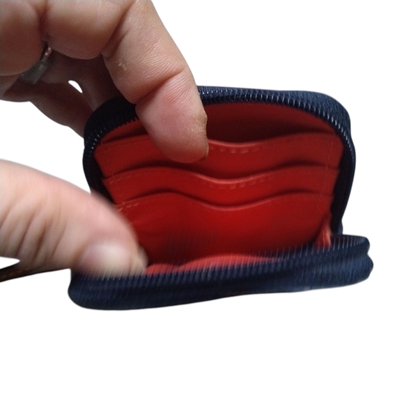 Fossil Key-Per Zip Around Blue Nights Women’s Clutch/Wallet And Carry All Set - Picture 3 of 7